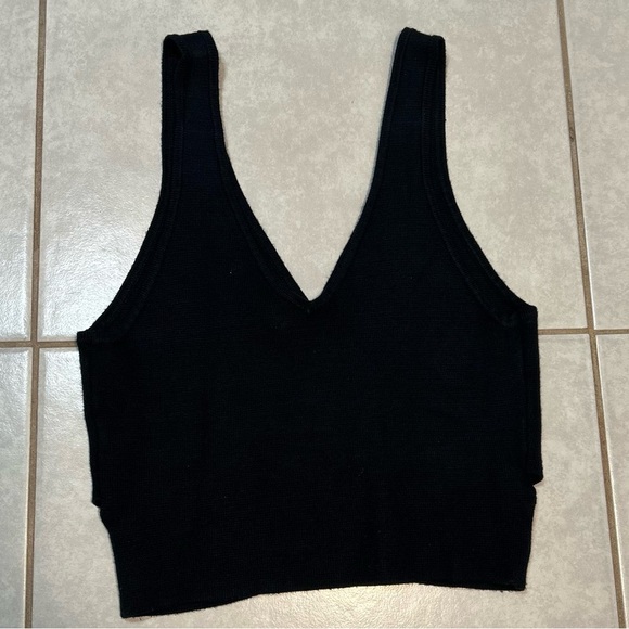 Abercrombie and Fitch Elegant crisscross Black Women's Top - Picture 2 of 5